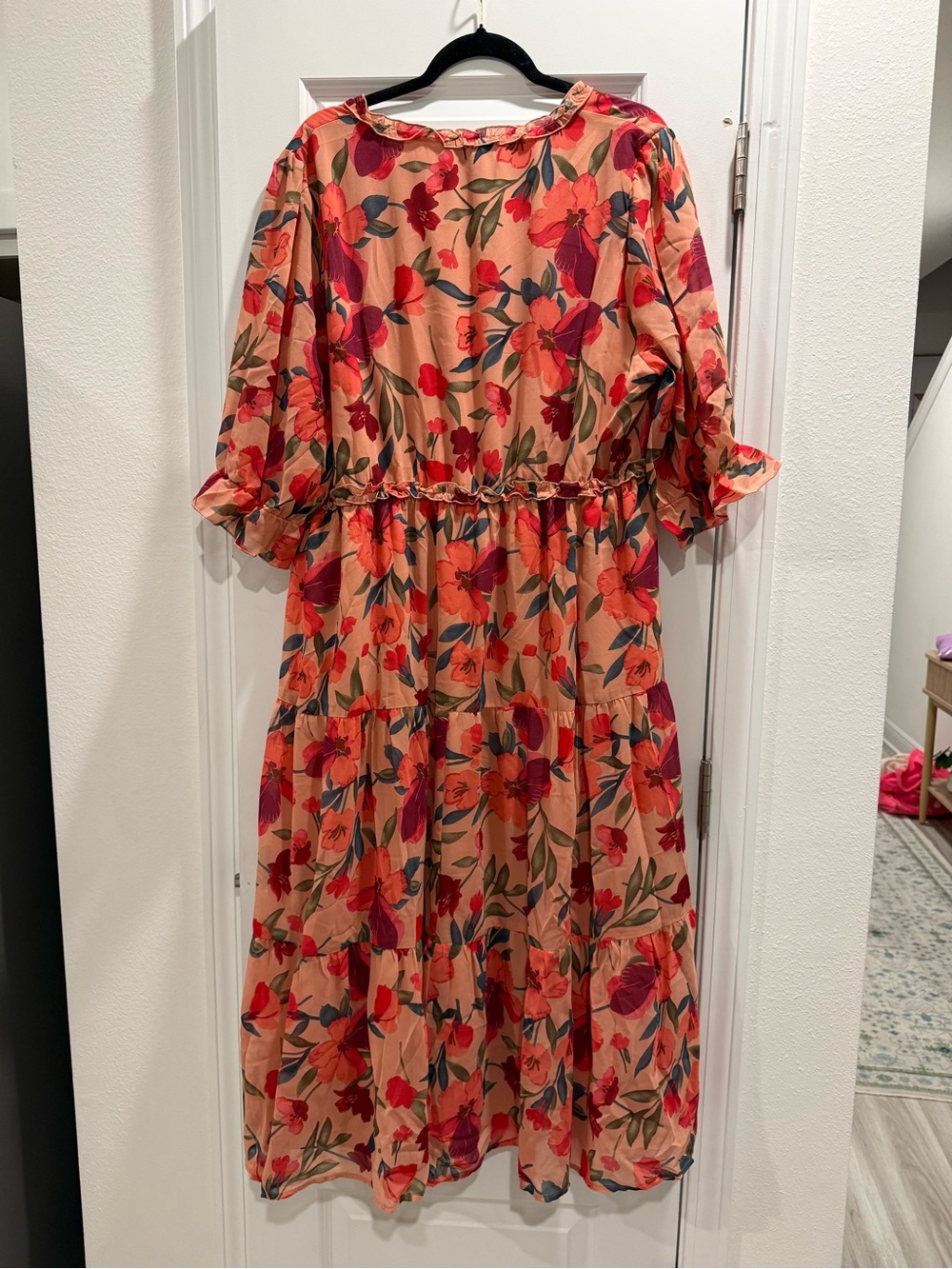 BloomChic Peach Floral V‑Neck Tiered Maxi Dress NWT - Picture 7 of 7